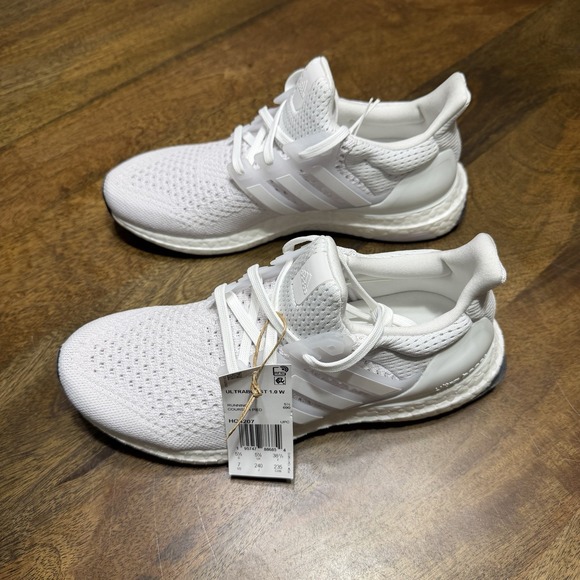 Adidas Ultraboost 1.0 White Cloud Women's Sz. 7 NEW - Picture 4 of 10